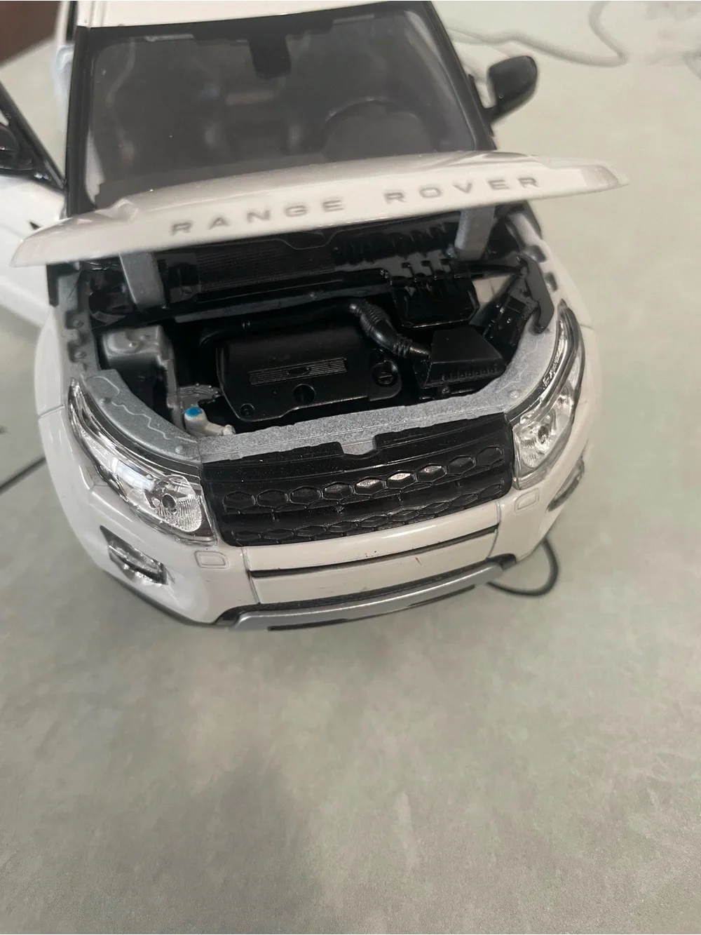 Range Rover White Diecast SUV Toy Car - Kids Vehicles